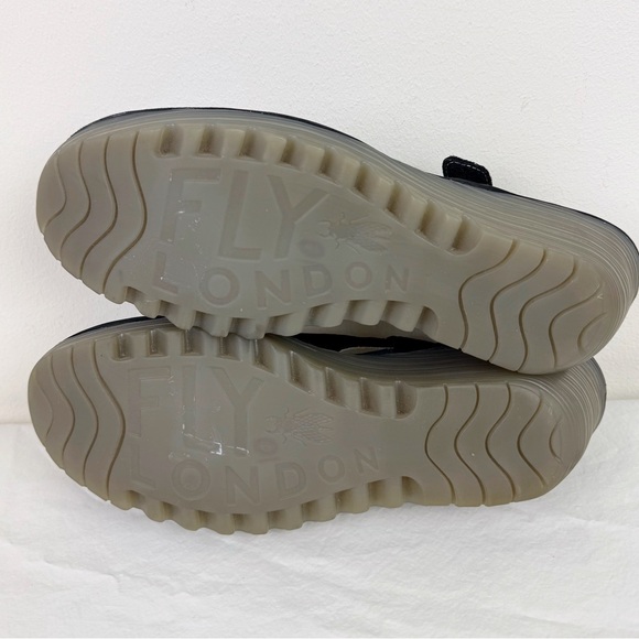 Fly London Ylux Black Leather Wedge Sandal - Picture 6 of 9